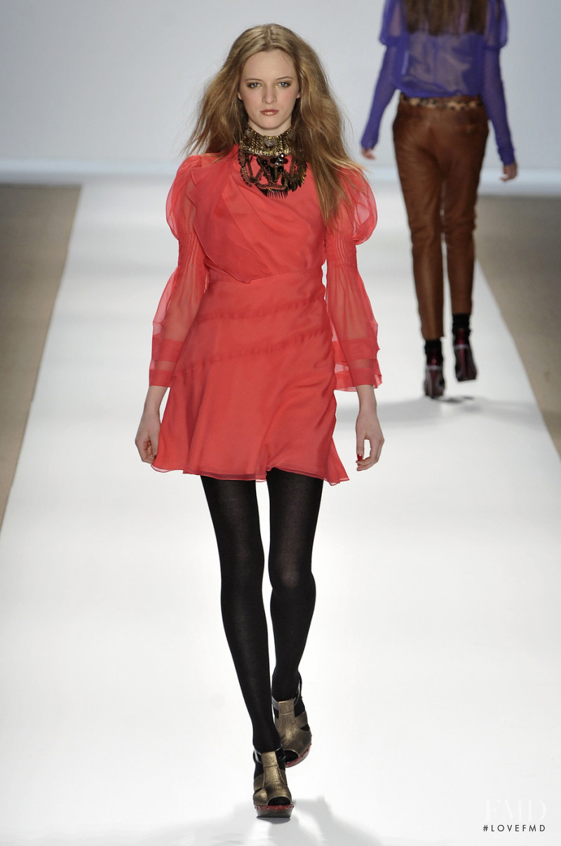 Daria Strokous featured in  the Nanette Lepore fashion show for Autumn/Winter 2009