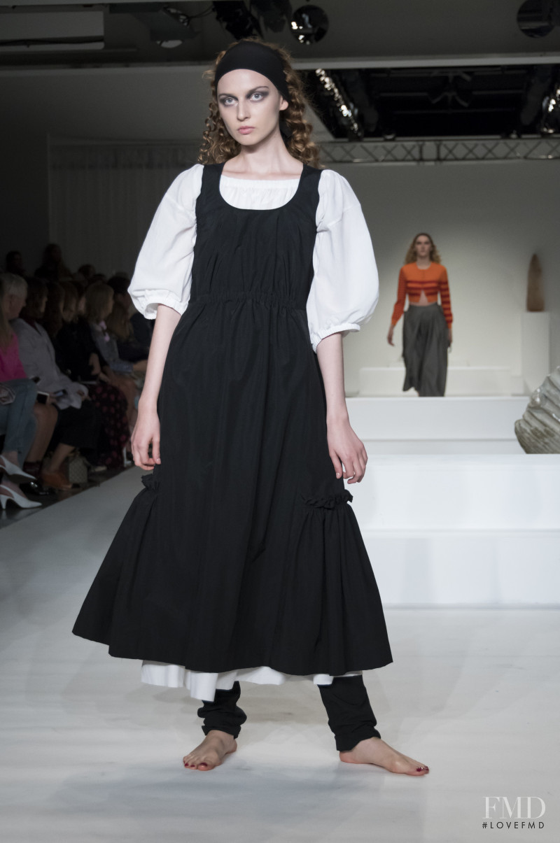 Molly Goddard fashion show for Spring/Summer 2018