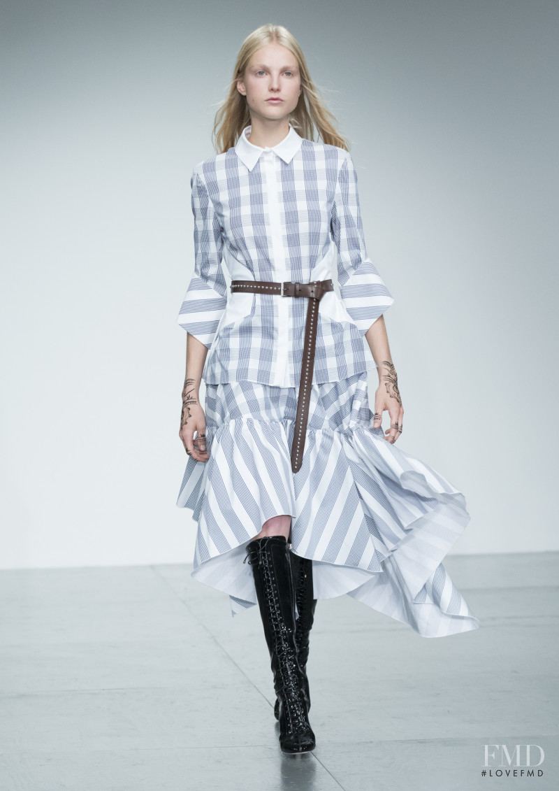 Kirin Dejonckheere featured in  the Antonio Berardi fashion show for Spring/Summer 2018