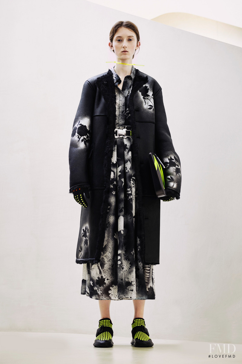 Christopher Kane lookbook for Pre-Fall 2016
