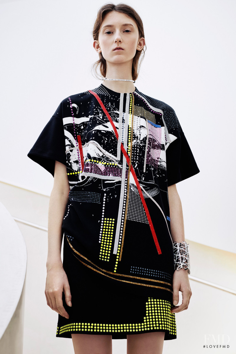 Christopher Kane lookbook for Pre-Fall 2016