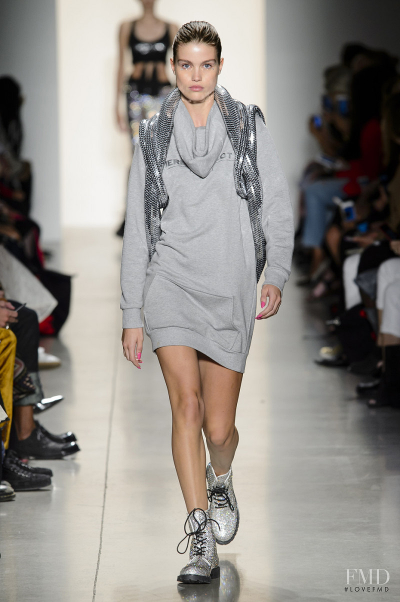 Luna Bijl featured in  the Jeremy Scott fashion show for Spring/Summer 2018