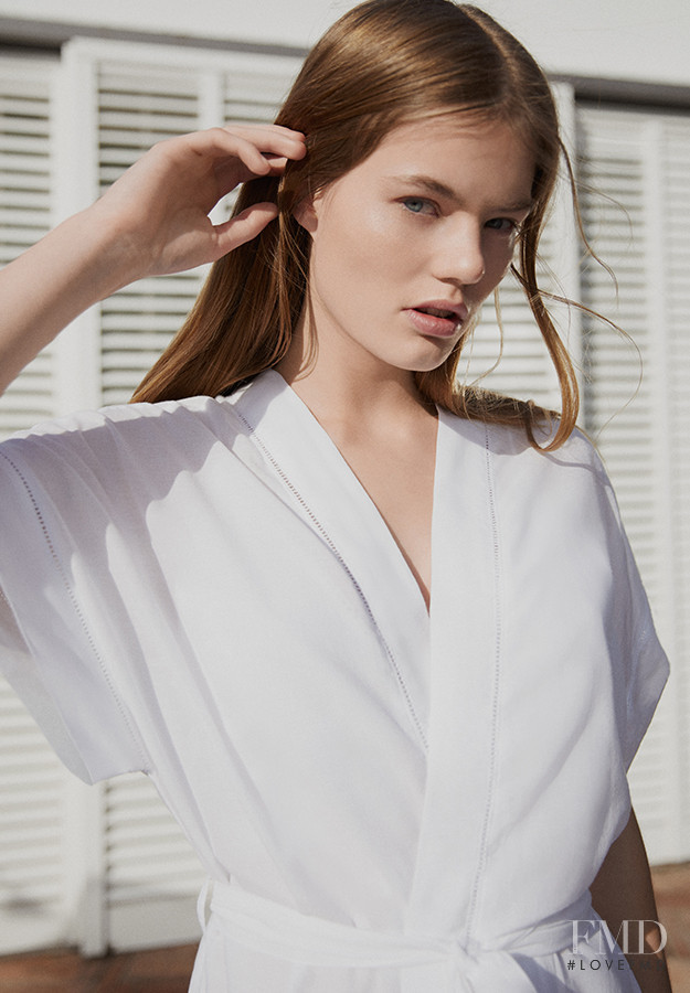 Myrthe Bolt featured in  the Oysho White On lookbook for Pre-Fall 2017