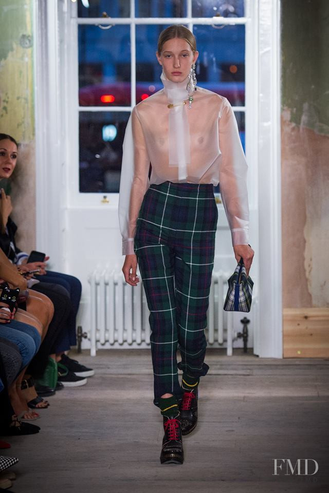 Burberry fashion show for Fall 2017