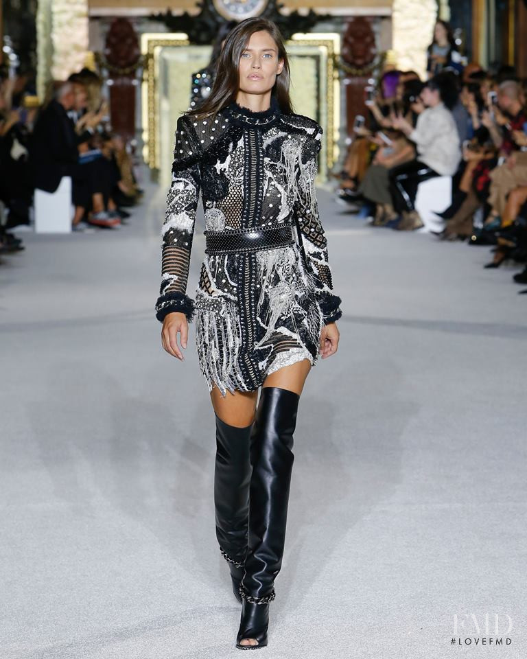 Bianca Balti featured in  the Balmain fashion show for Spring/Summer 2018