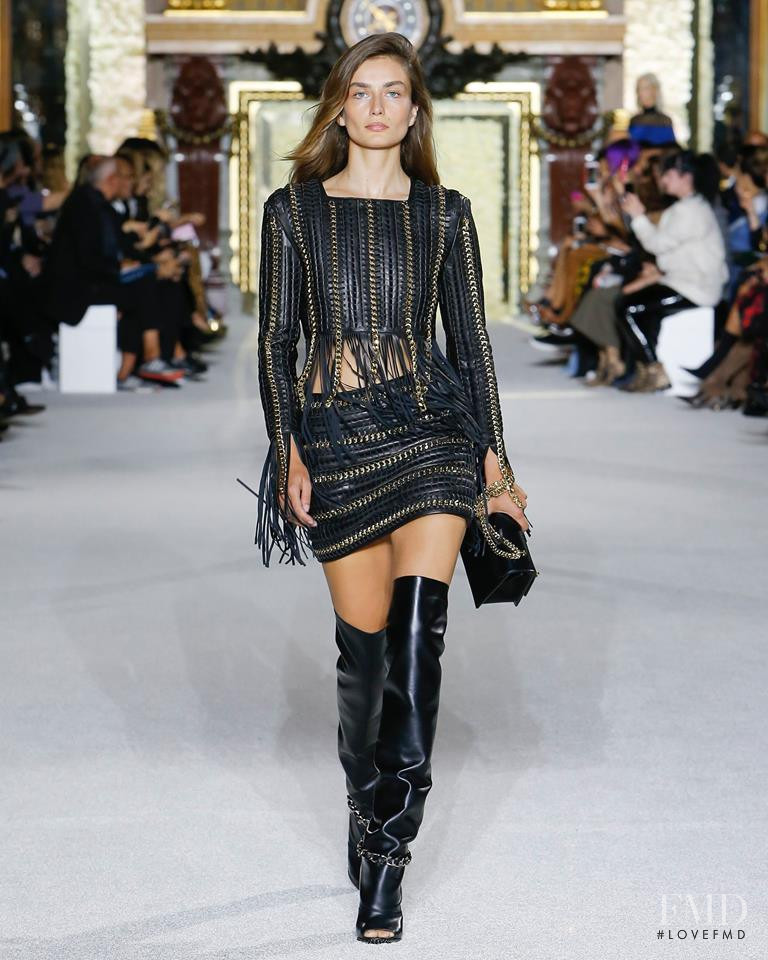 Andreea Diaconu featured in  the Balmain fashion show for Spring/Summer 2018