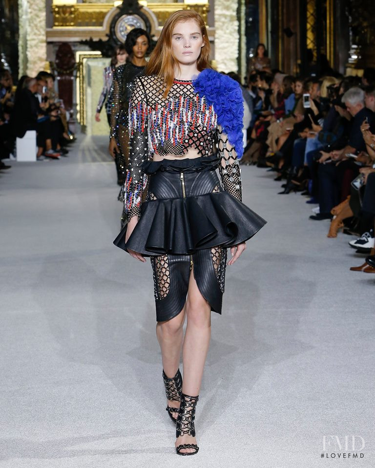 Alexina Graham featured in  the Balmain fashion show for Spring/Summer 2018