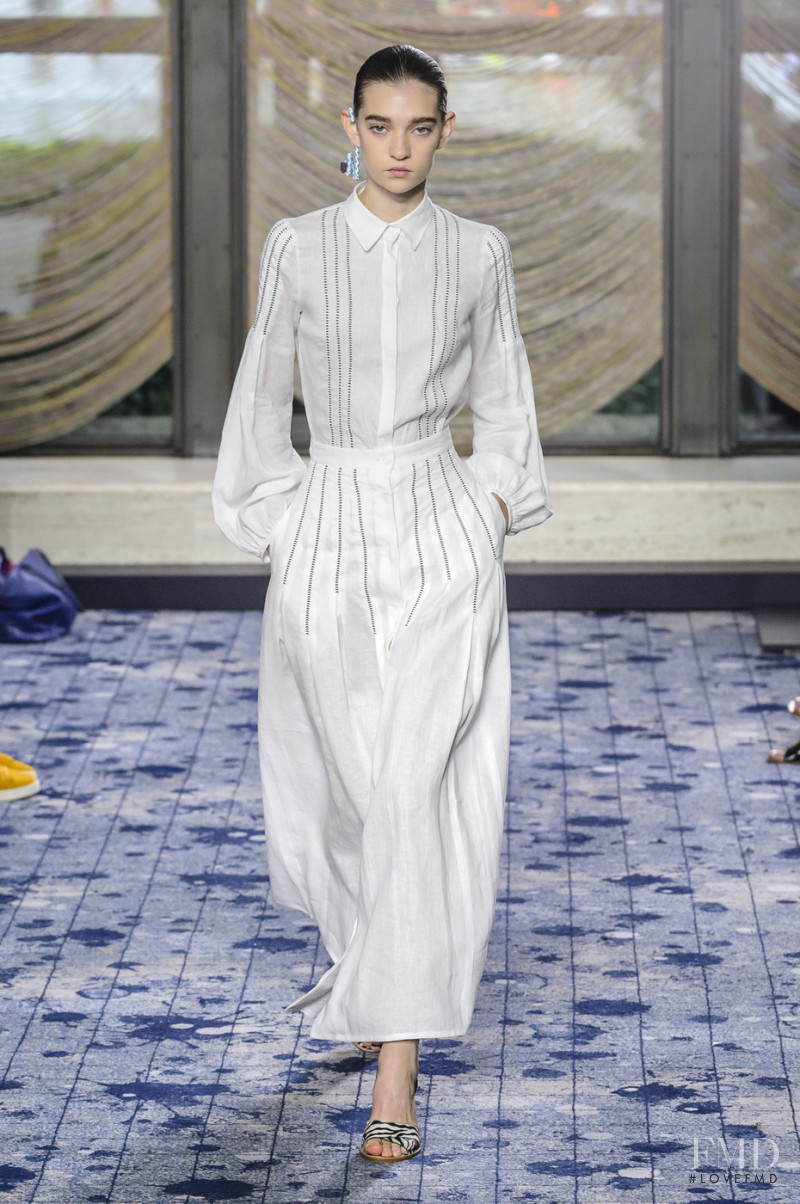 Yuliia Ratner featured in  the Gabriela Hearst fashion show for Spring/Summer 2018