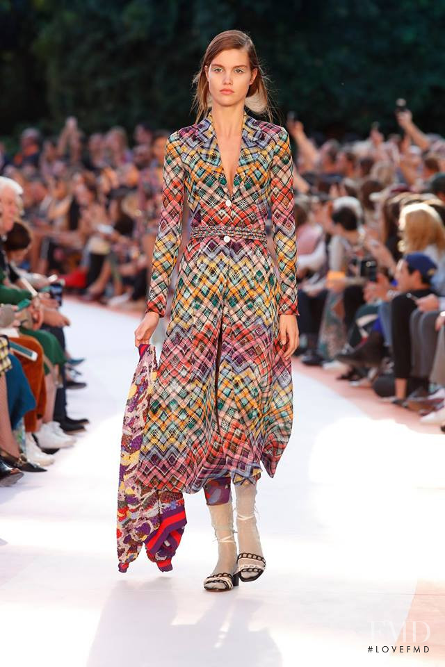 Luna Bijl featured in  the Missoni fashion show for Spring/Summer 2018