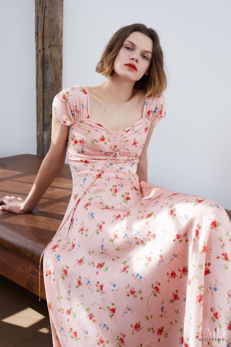 Cara Taylor featured in  the Jill Stuart lookbook for Resort 2018