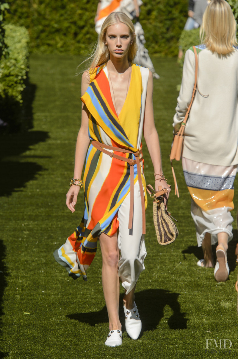 Tory Burch fashion show for Spring/Summer 2018