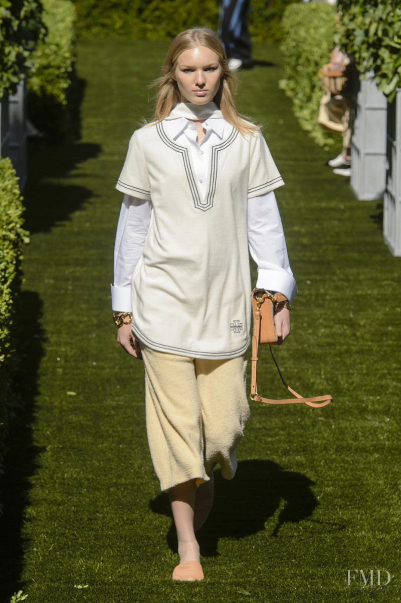Tory Burch fashion show for Spring/Summer 2018