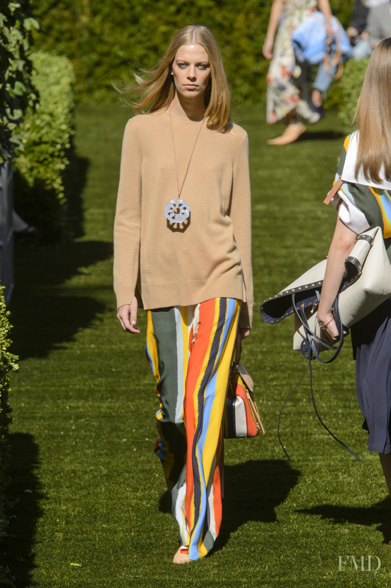 Tory Burch fashion show for Spring/Summer 2018