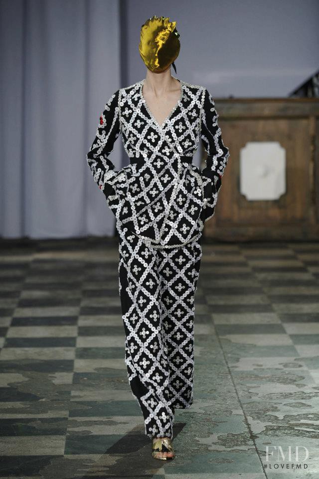 Maison Martin Margiela Artisanal fashion show for Spring/Summer 2012