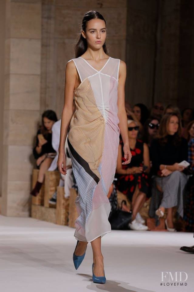 Victoria Beckham fashion show for Spring/Summer 2018