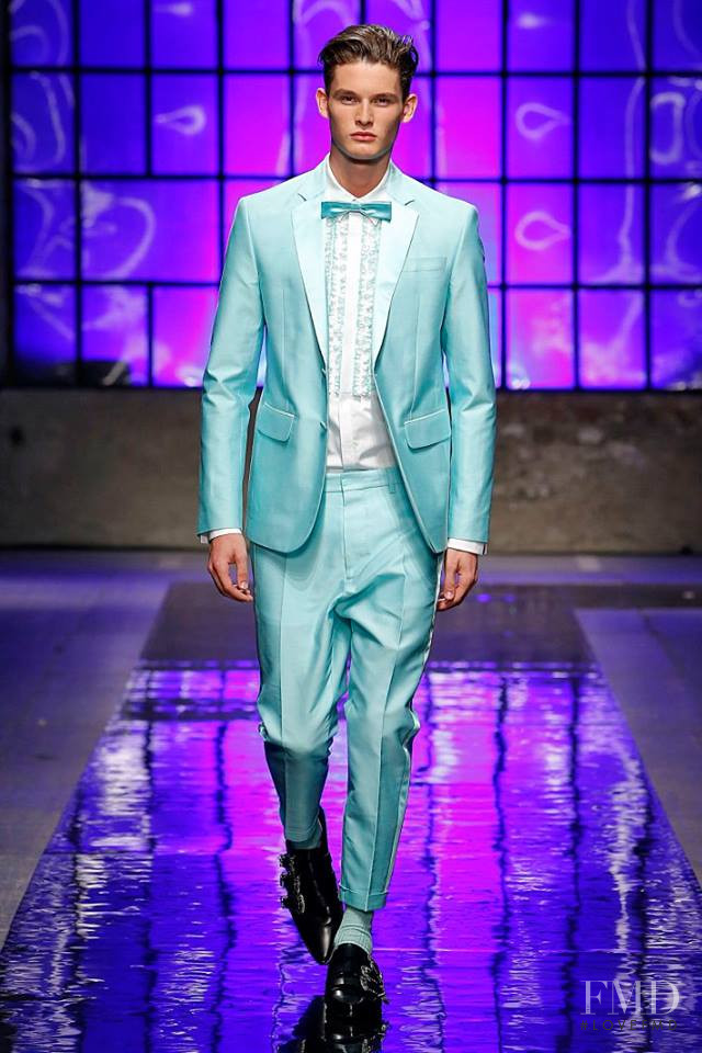Tuur Sikkink featured in  the DSquared2 fashion show for Spring/Summer 2018