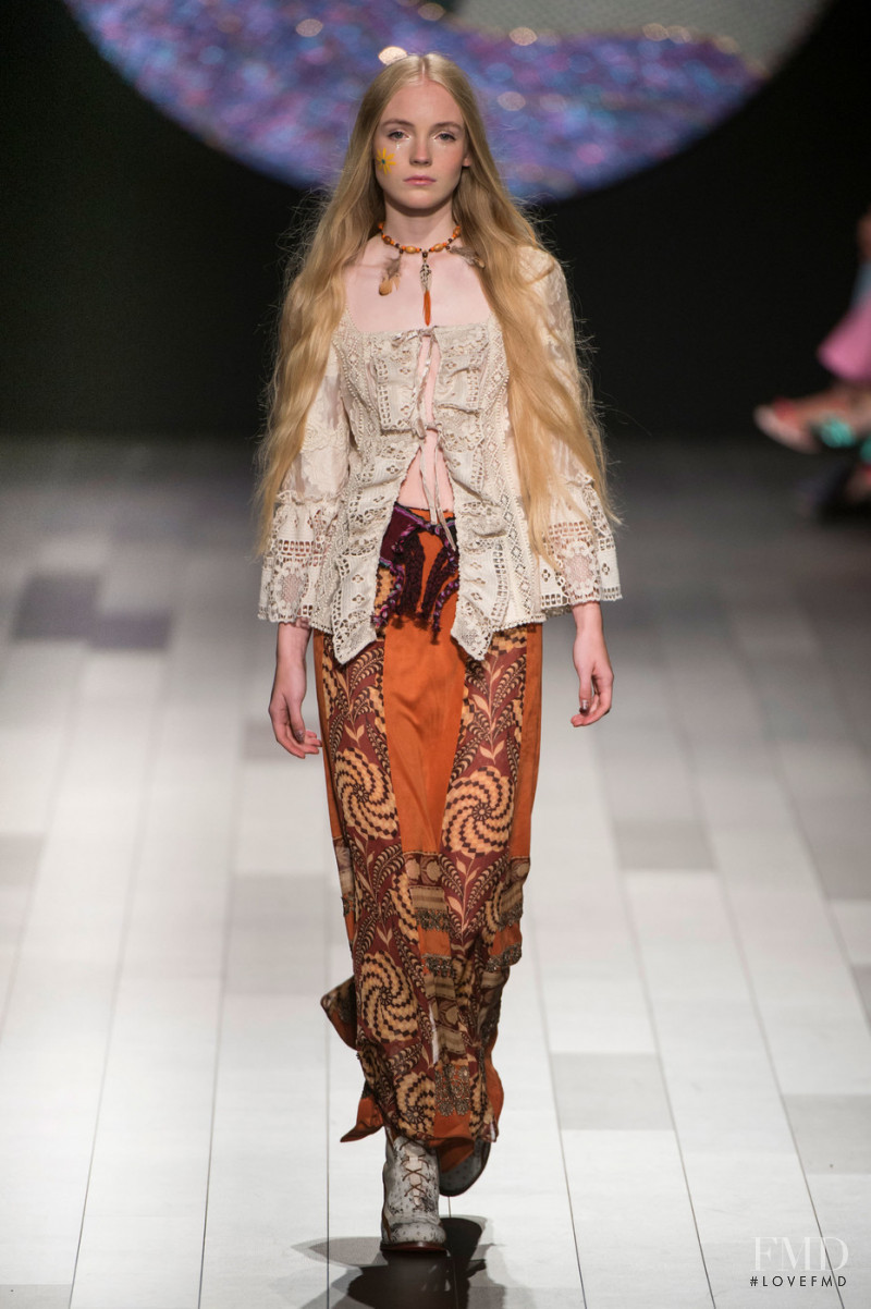 Anna Sui fashion show for Spring/Summer 2018