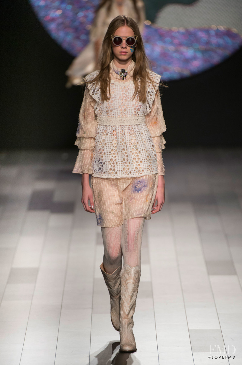 Mariana Zaragoza featured in  the Anna Sui fashion show for Spring/Summer 2018