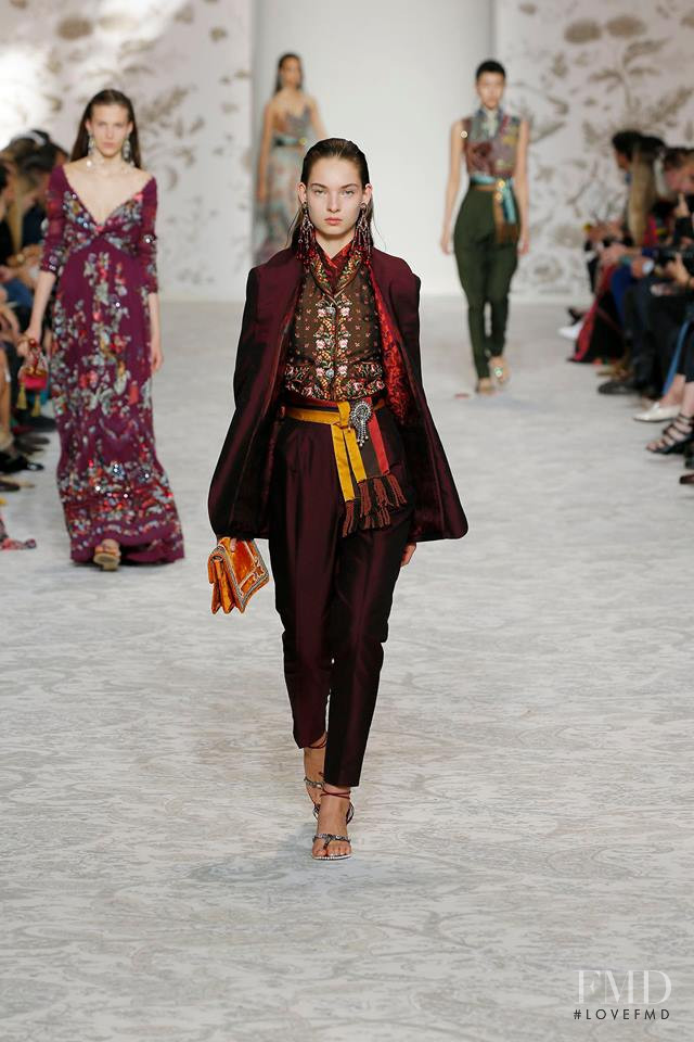 Etro fashion show for Spring/Summer 2018