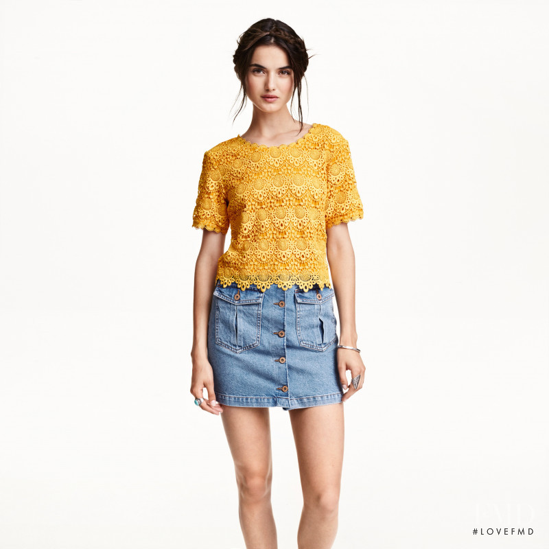 Blanca Padilla featured in  the H&M catalogue for Pre-Fall 2015