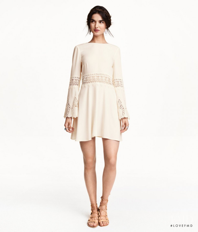 Blanca Padilla featured in  the H&M catalogue for Pre-Fall 2015