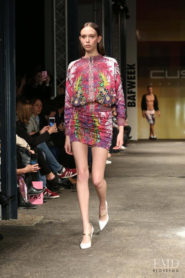 Moira Berntz featured in  the Custo Barcelona fashion show for Spring/Summer 2018