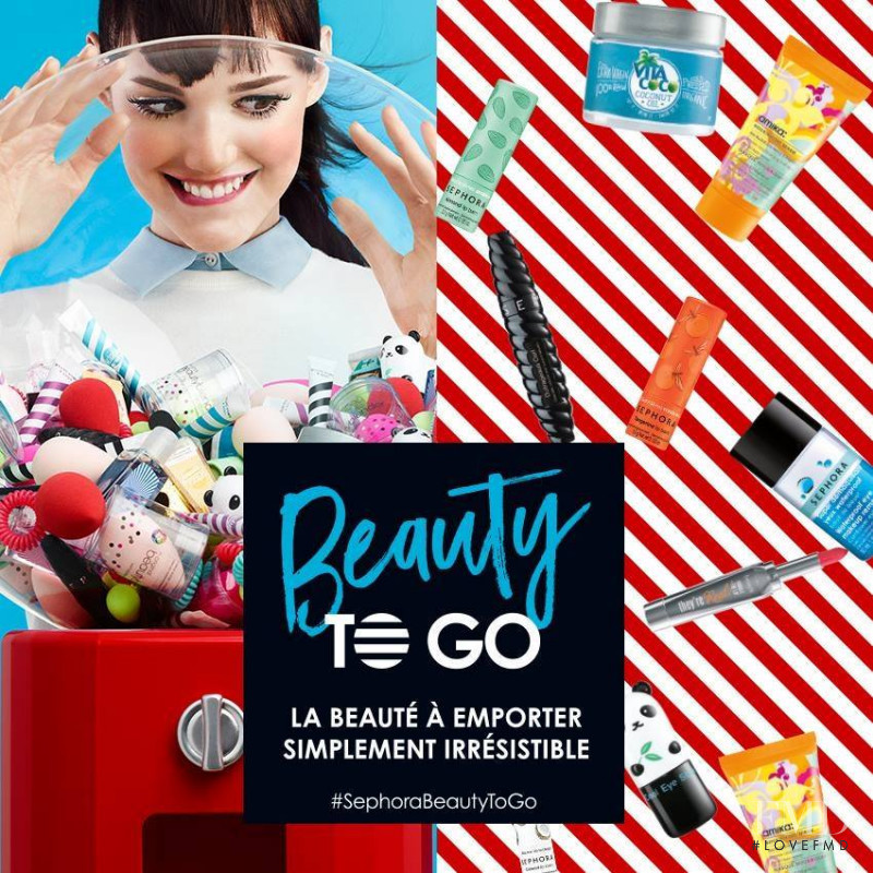 Anya Lyagoshina featured in  the SEPHORA Beauty to go advertisement for Autumn/Winter 2017