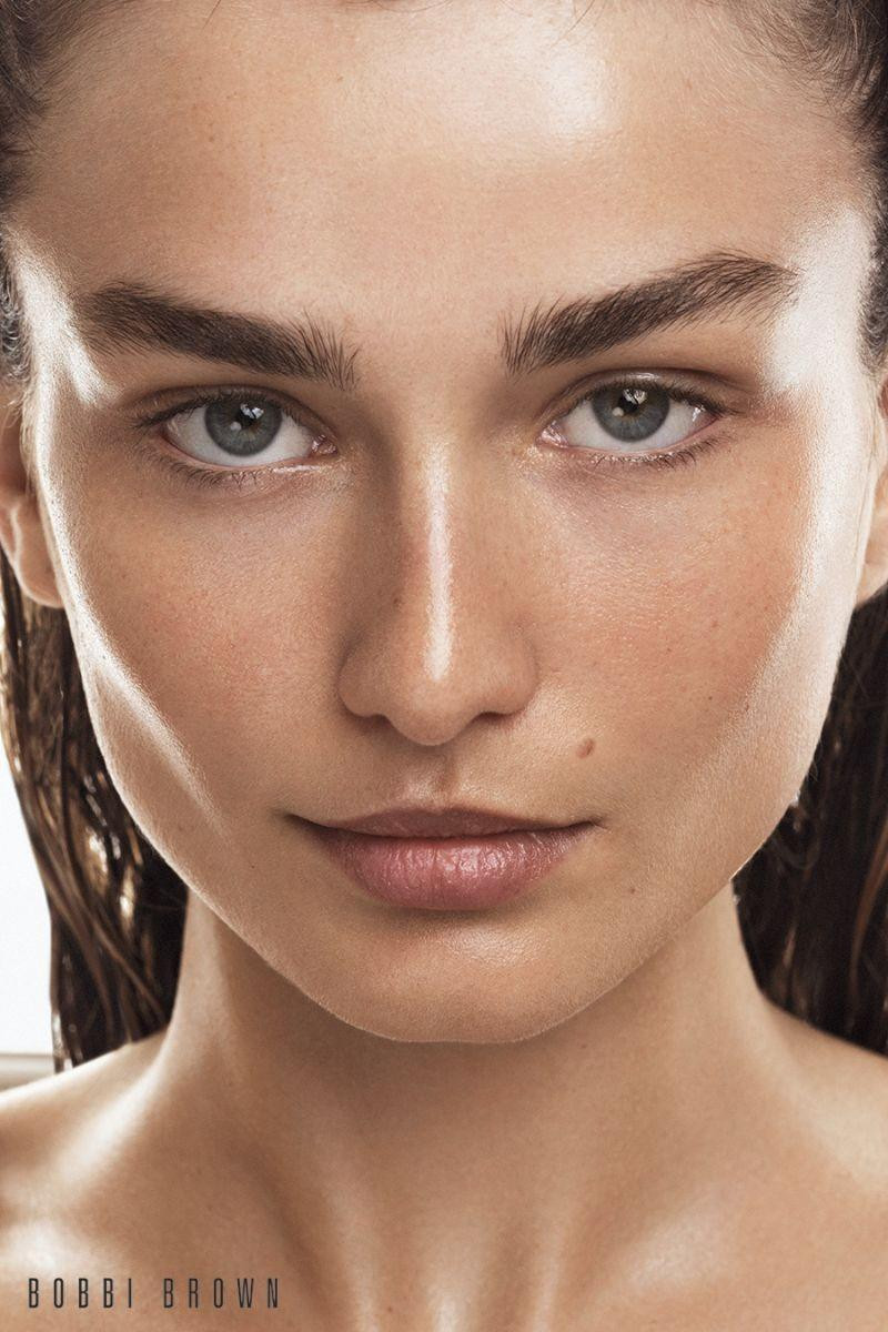 Andreea Diaconu featured in  the Bobbi Brown advertisement for Autumn/Winter 2017