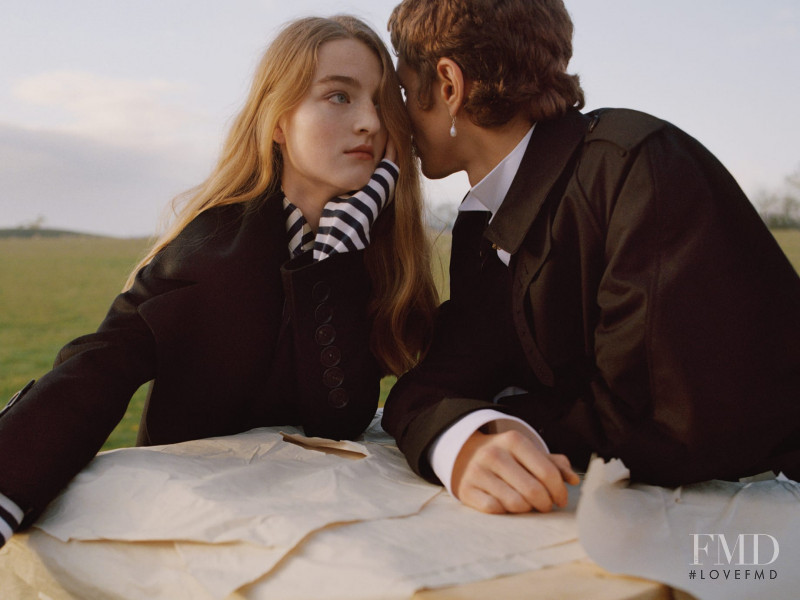 Burberry London advertisement for Spring/Summer 2017