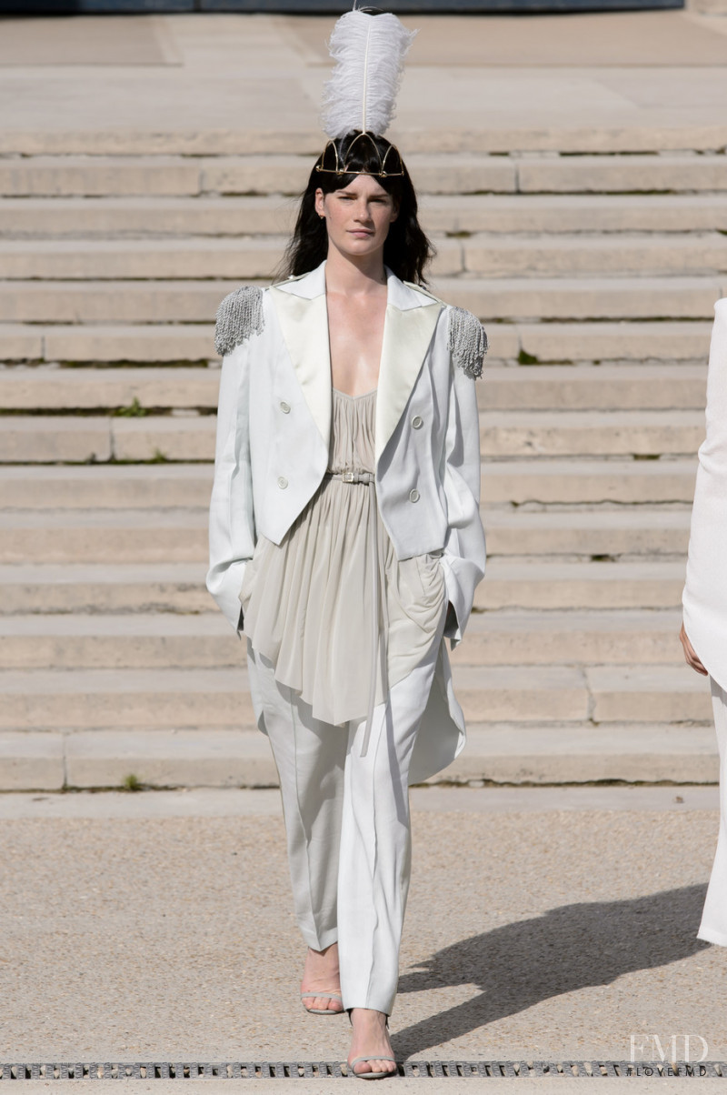 Nina Ricci fashion show for Spring/Summer 2018