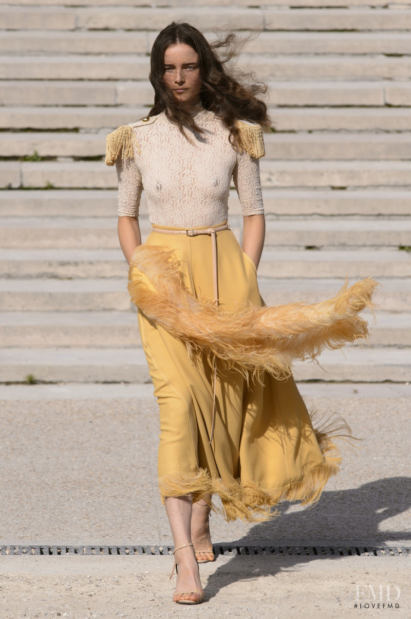 Anna de Rijk featured in  the Nina Ricci fashion show for Spring/Summer 2018
