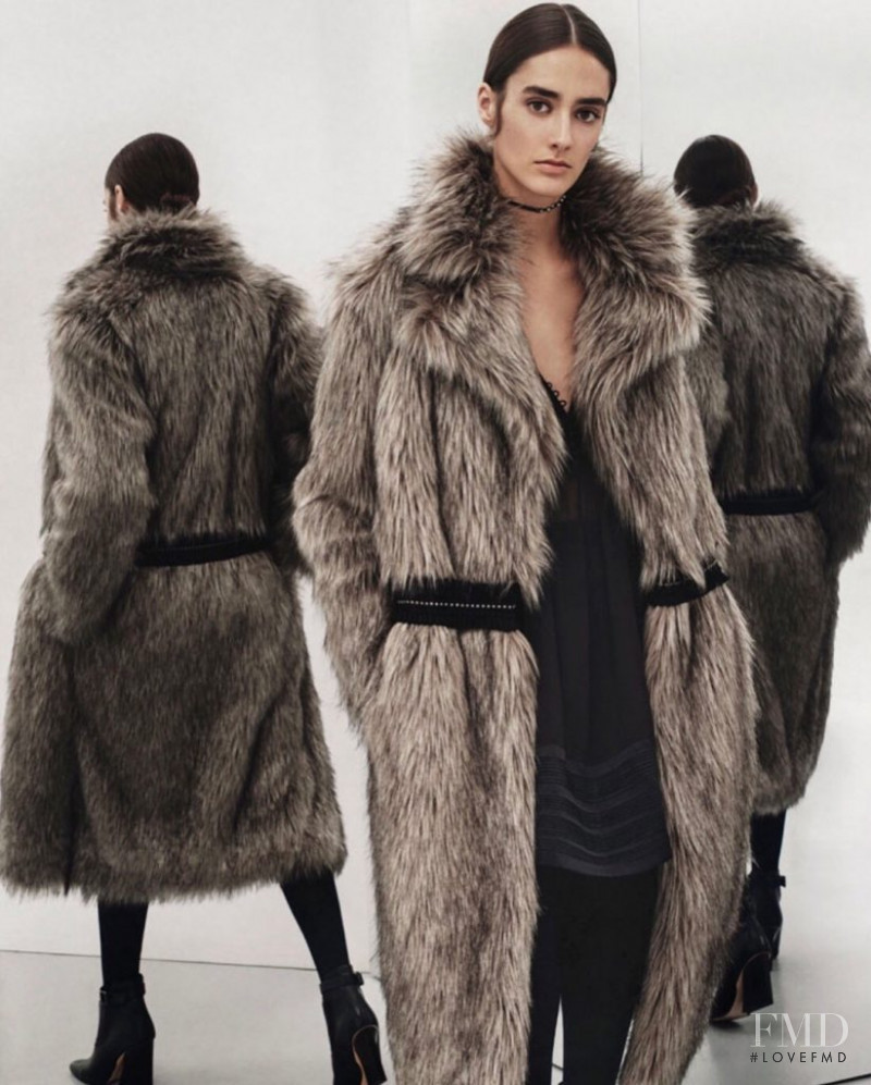 Amanda Googe featured in  the Zara advertisement for Autumn/Winter 2017