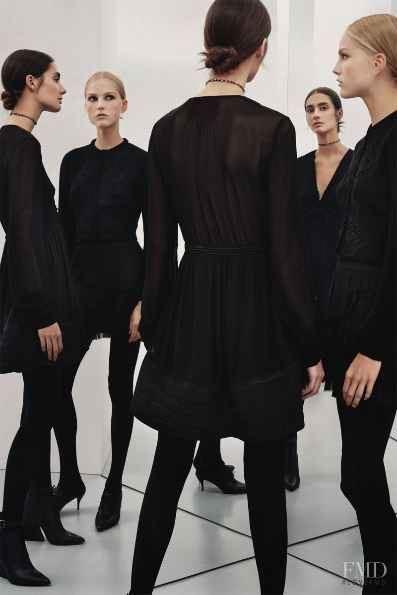 Amanda Googe featured in  the Zara advertisement for Autumn/Winter 2017