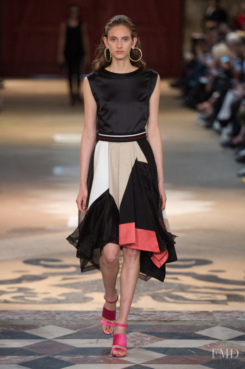 Sarah Berger featured in  the Koche fashion show for Spring/Summer 2018
