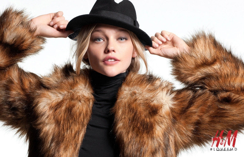 Sasha Pivovarova featured in  the H&M advertisement for Holiday 2011