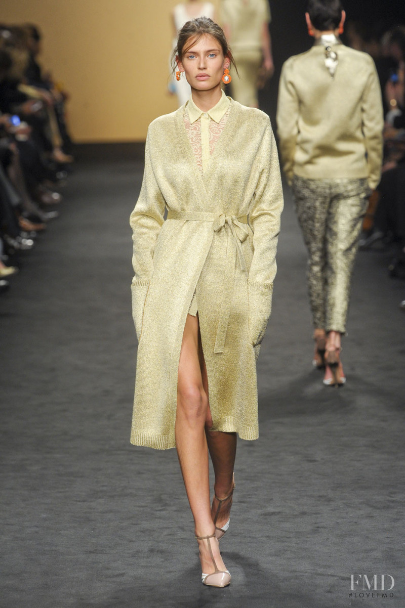 Bianca Balti featured in  the N° 21 fashion show for Autumn/Winter 2011