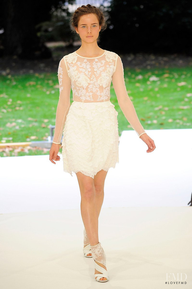 Anna de Rijk featured in  the Erdem fashion show for Spring/Summer 2011