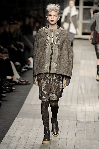 Daphne Groeneveld featured in  the Antonio Marras fashion show for Autumn/Winter 2010