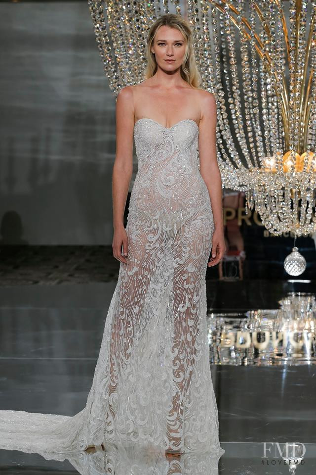 Pronovias fashion show for Spring/Summer 2019