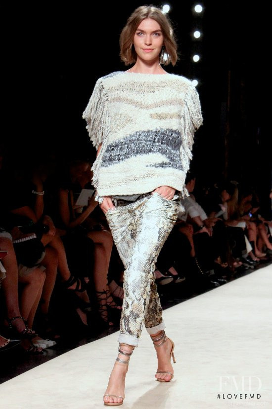 Arizona Muse featured in  the Isabel Marant fashion show for Spring/Summer 2012
