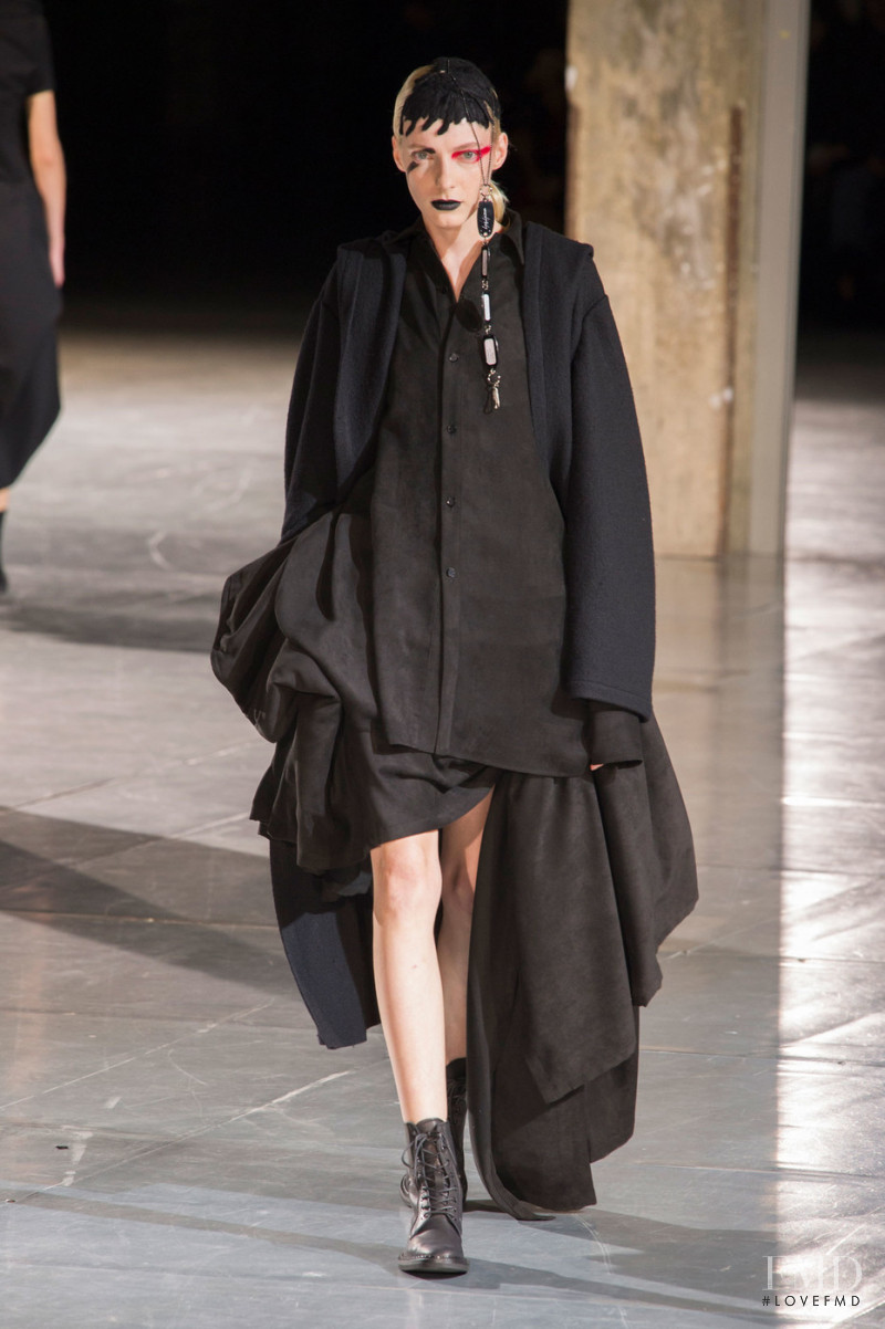 Yohji Yamamoto fashion show for Autumn/Winter 2017