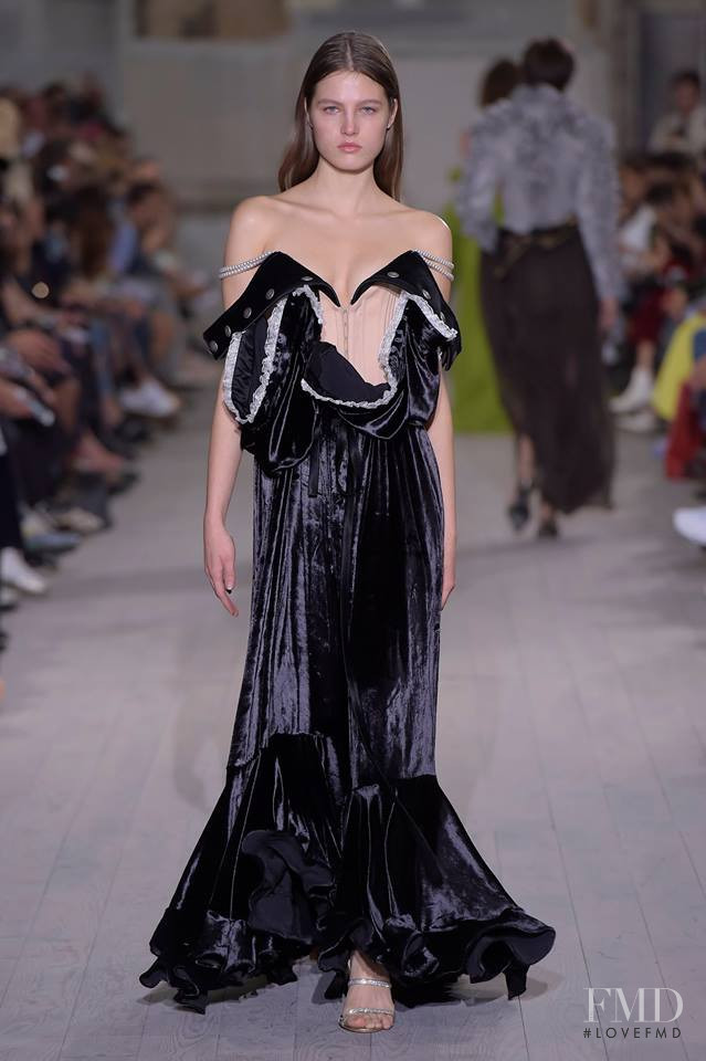 Y/Project fashion show for Spring/Summer 2017