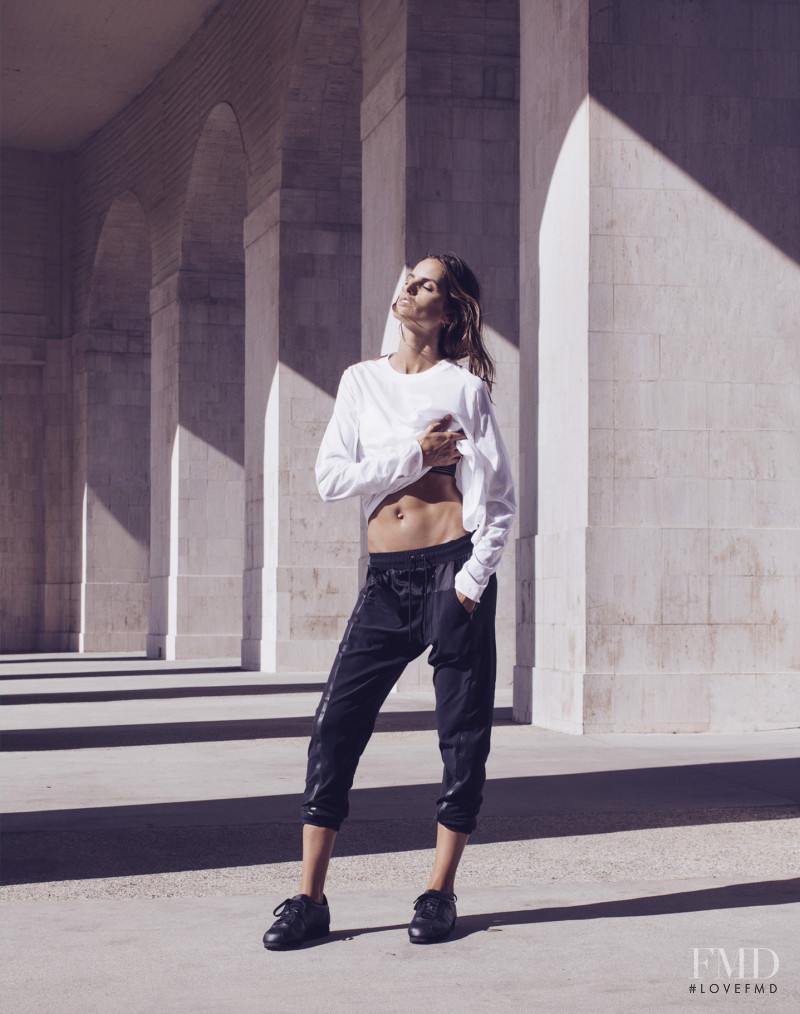 Izabel Goulart featured in  the Nike advertisement for Autumn/Winter 2016