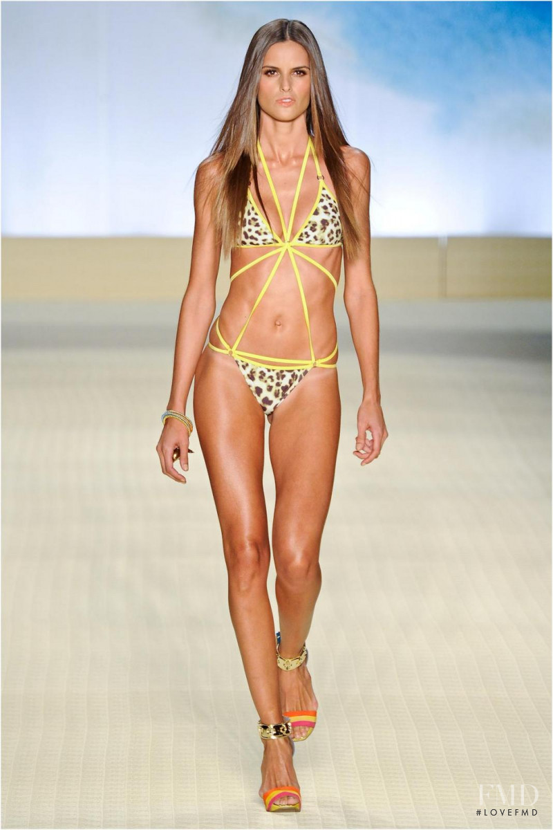 Izabel Goulart featured in  the Cia Marï¿½tima fashion show for Spring/Summer 2013