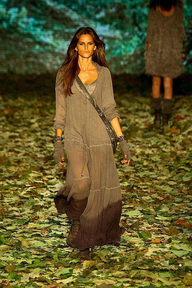 Izabel Goulart featured in  the Colcci fashion show for Autumn/Winter 2010