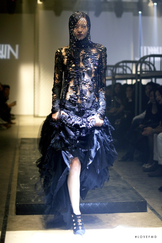 JINNNN fashion show for Autumn/Winter 2015