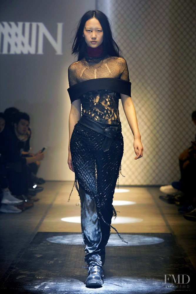 JINNNN fashion show for Autumn/Winter 2015