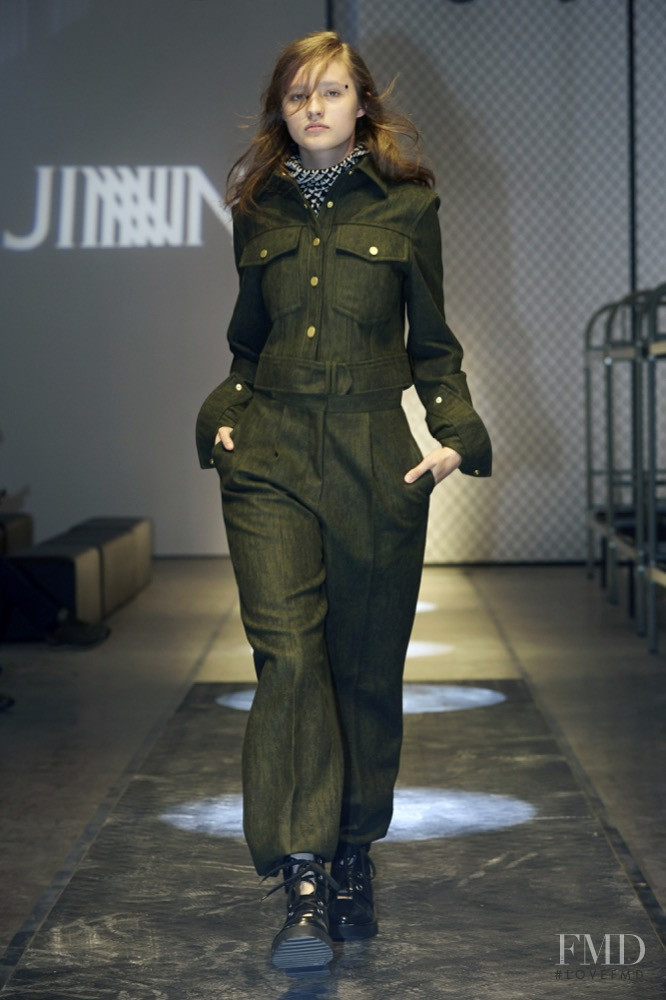 JINNNN fashion show for Autumn/Winter 2015