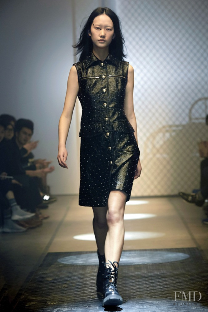 JINNNN fashion show for Autumn/Winter 2015