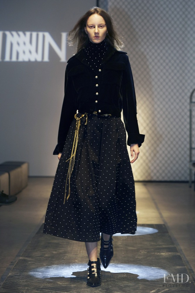 JINNNN fashion show for Autumn/Winter 2015